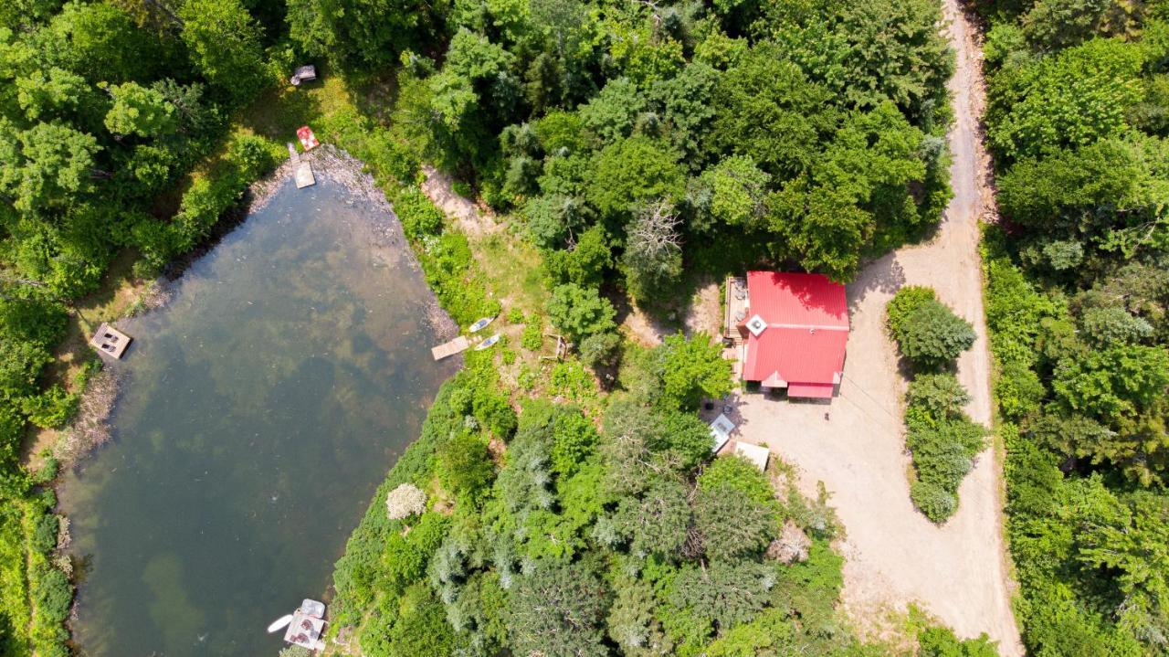 Les Chalets Tourisma - Chalet Dans Les Bois Avec Lac Prive - Le Colibri Saint-Raymond Exteriér fotografie